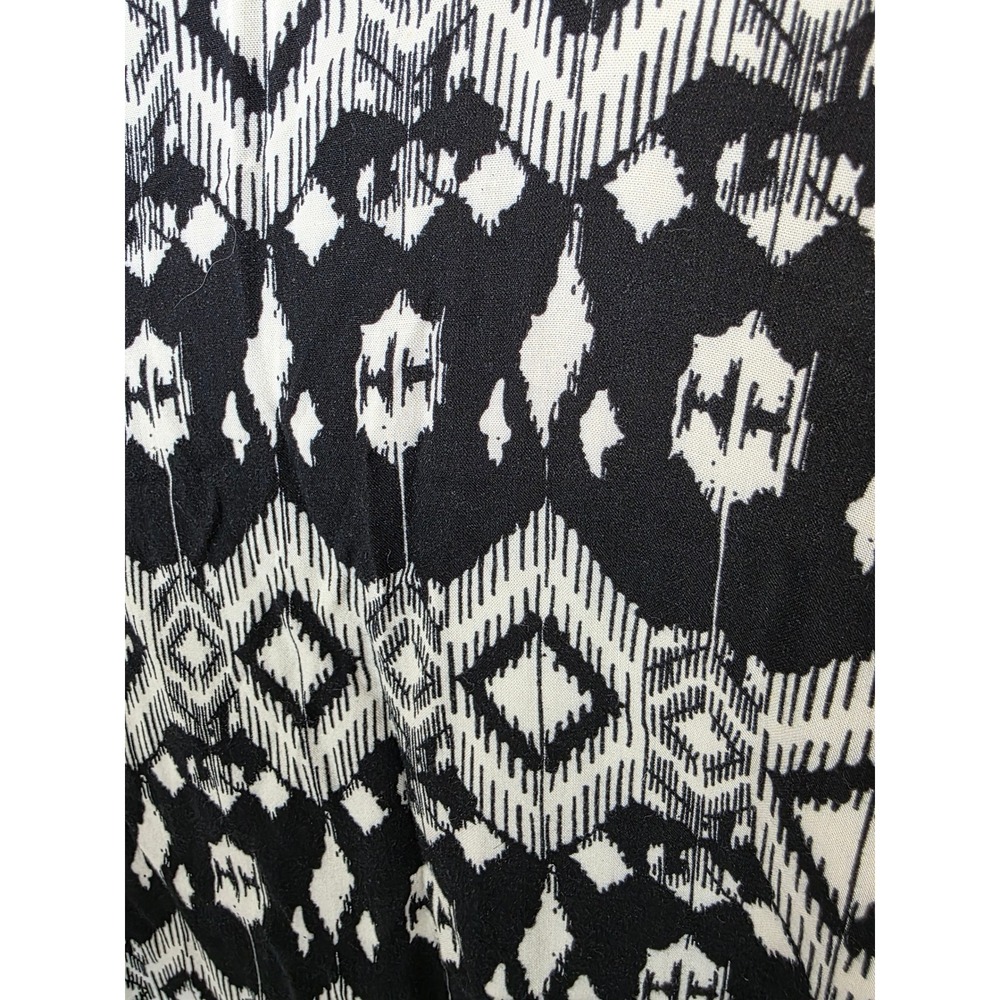 Do Everything In Love Kimono Wrap Black White Geometric Ikat Tassel Trim OS - Picture 6 of 6
